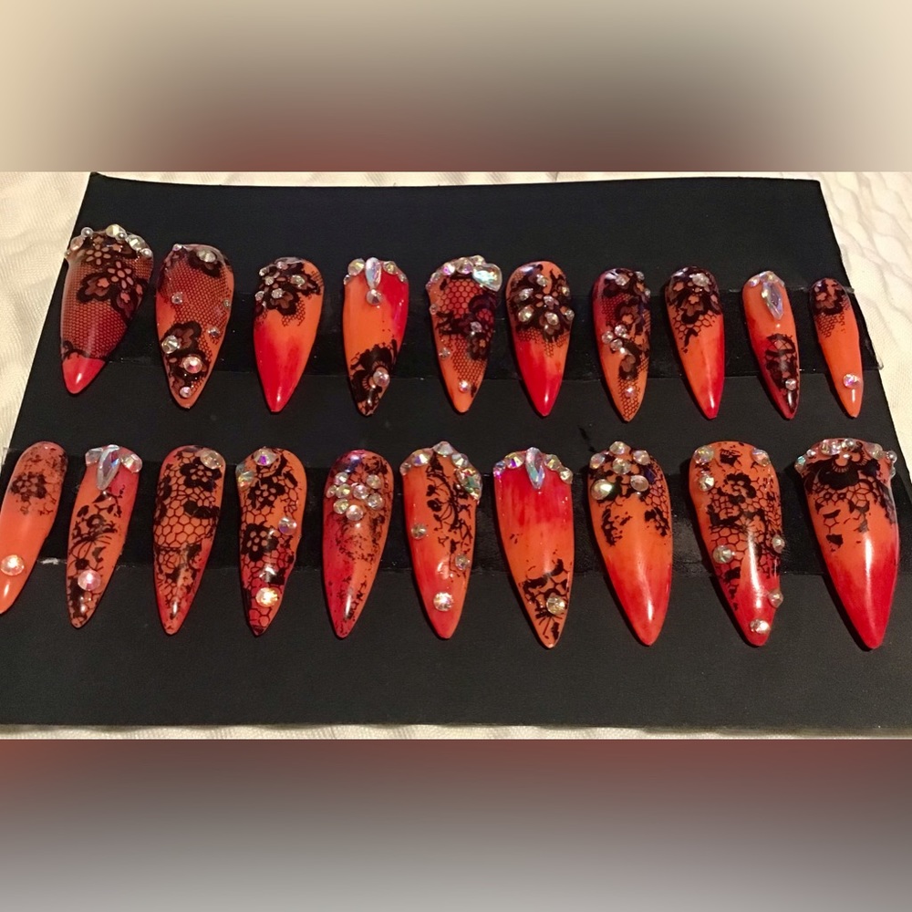 Black lace ombré builder gel stiletto set